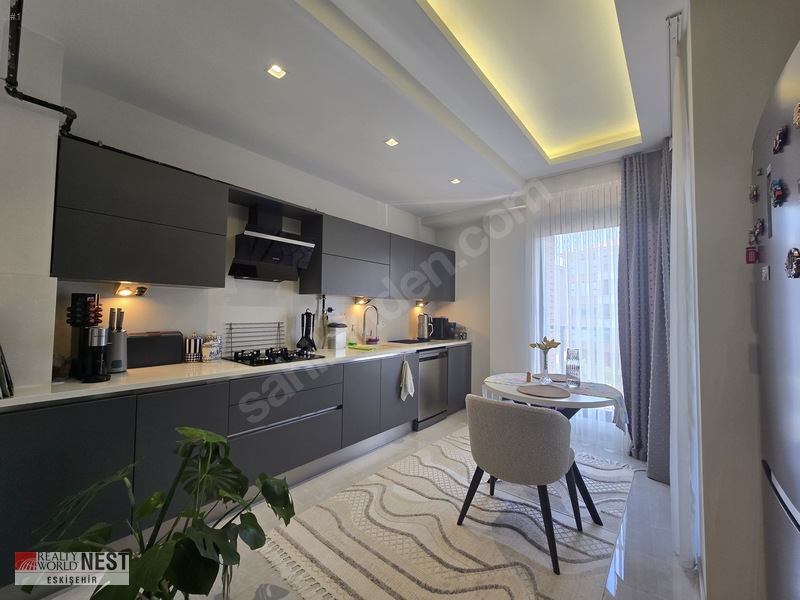 Rw Nest'ten Sümer Mh Kızılyerde Asansörlü Satılık 3+1 Lüks Daire — fotoğraf 10