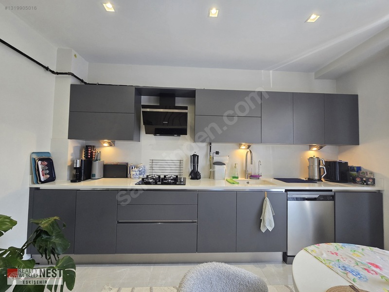 Rw Nest'ten Sümer Mh Kızılyerde Asansörlü Satılık 3+1 Lüks Daire — fotoğraf 12