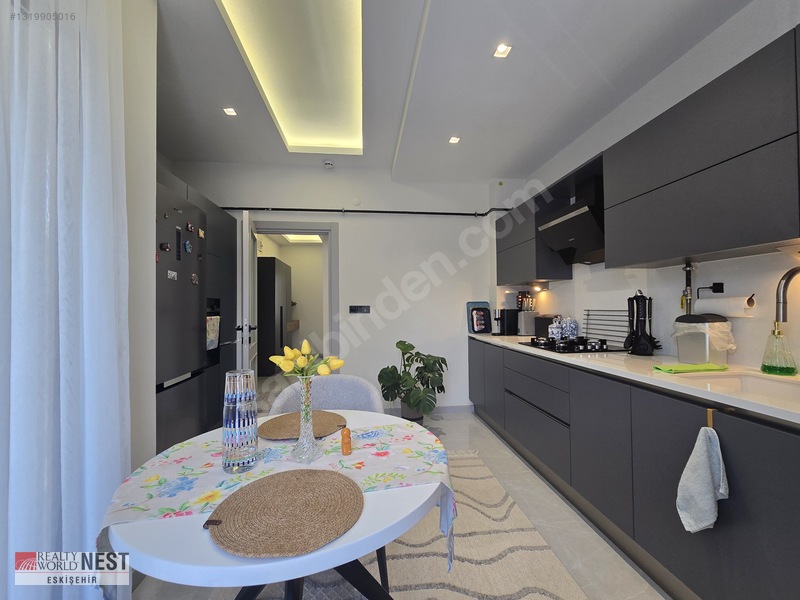 Rw Nest'ten Sümer Mh Kızılyerde Asansörlü Satılık 3+1 Lüks Daire — fotoğraf 17