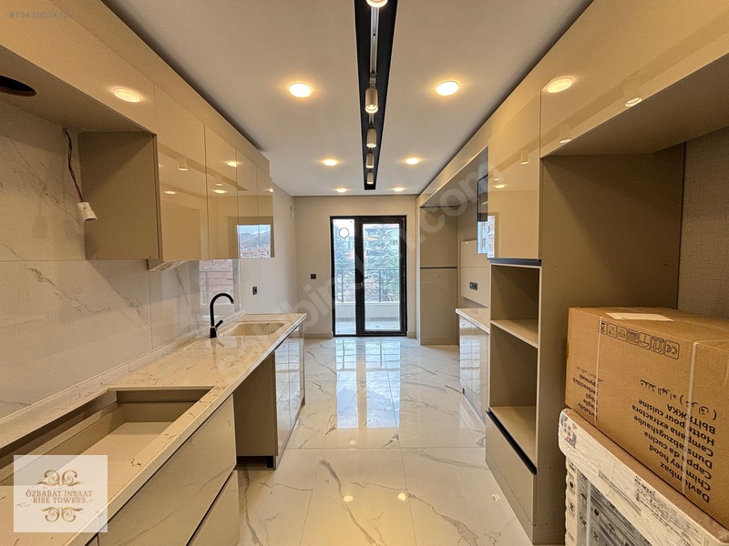 Özbabat'tan Başpınarda Full Yapılı Katta Ultra Lüx Daire — fotoğraf 6