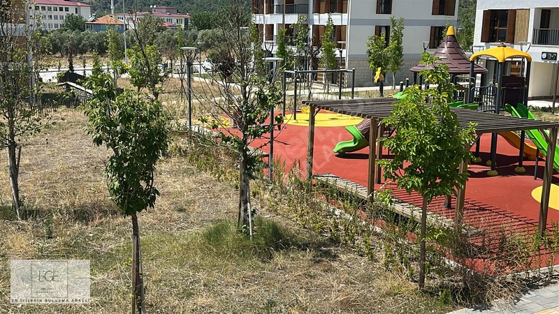 Güncel Köyceğiz Toki Çift Banyo Ara Kat 2+1 Kiralık Ege Emlak — fotoğraf 9