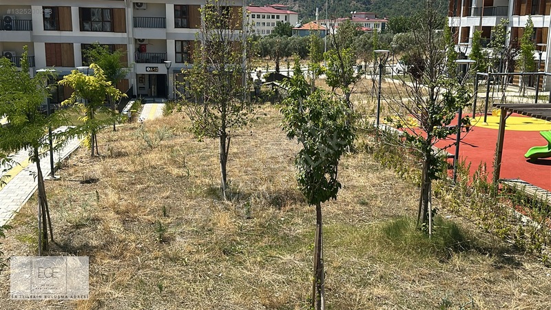 Güncel Köyceğiz Toki Çift Banyo Ara Kat 2+1 Kiralık Ege Emlak — fotoğraf 10