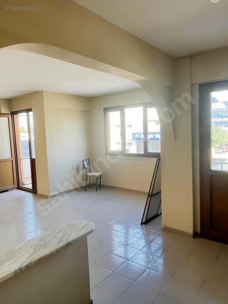Kent Meydanı Manzaralı 3+1 Fırsat Daire — fotoğraf 13