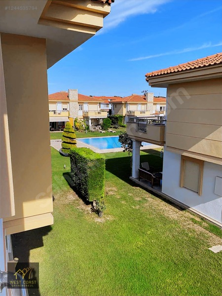 Alaçatı Göbene Mevkii Site İçi Havuzlu Kiralık Eşyalı Yazlık — fotoğraf 2