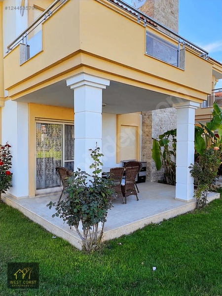 Alaçatı Göbene Mevkii Site İçi Havuzlu Kiralık Eşyalı Yazlık — fotoğraf 3
