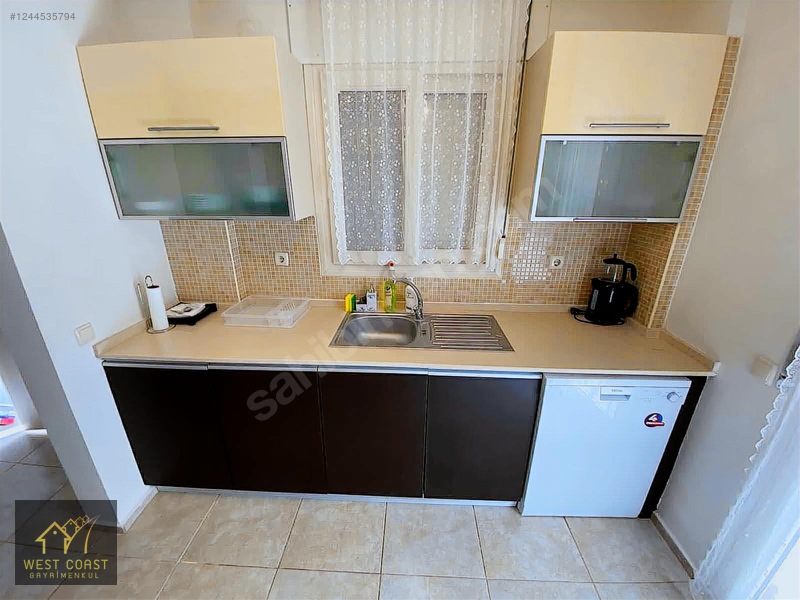 Alaçatı Göbene Mevkii Site İçi Havuzlu Kiralık Eşyalı Yazlık — fotoğraf 6