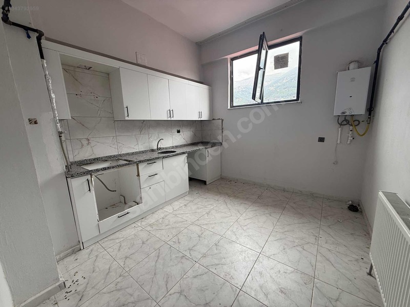 Emınoğlu Gayrımenkul'den Kuzey Çevre Yolunda 2 + 0 Kiralık — fotoğraf 6