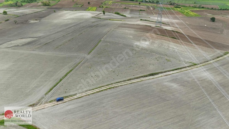 Karacabey Subaşı'nda 6,900m² Tarla Yola Cephe — fotoğraf 4