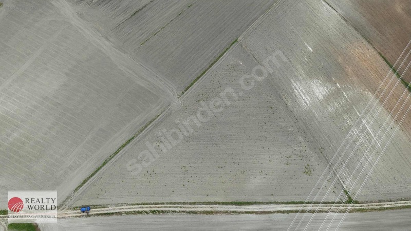 Karacabey Subaşı'nda 6,900m² Tarla Yola Cephe — fotoğraf 6