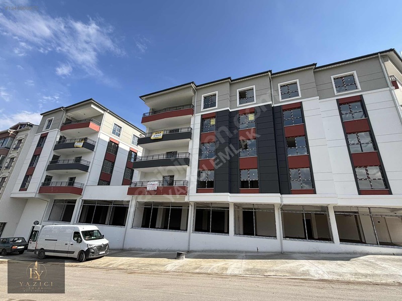Yazıcı Emlak'Tan Şeyhşamil K.Karabekir Cad Satılık 4+1Lüks Daire