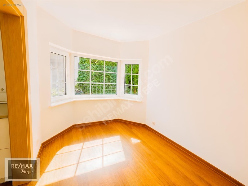 Acarkent'te Geniş Yaşam Alanlarına Sahip Kiralık C Tipi Villa — fotoğraf 8