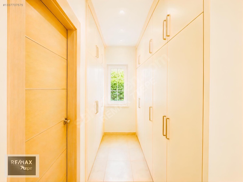 Acarkent'te Geniş Yaşam Alanlarına Sahip Kiralık C Tipi Villa — fotoğraf 9