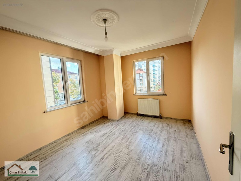 Çınar'dan Tuzla Aydınlı Tepe Mevki 2+1 Geniş Kullanım Alanlı — fotoğraf 17