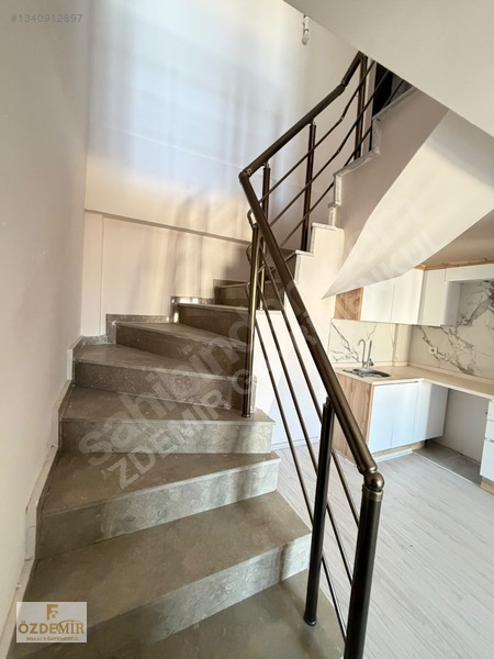 Seyrek Merkezde 3+1 Doğalgazlı Kiralık Daire — fotoğraf 5
