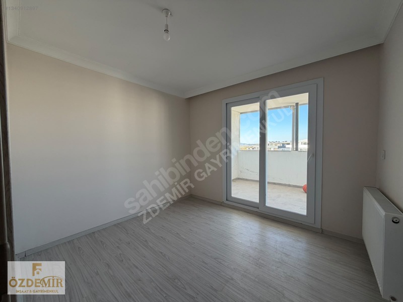 Seyrek Merkezde 3+1 Doğalgazlı Kiralık Daire — fotoğraf 10
