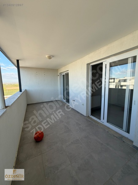 Seyrek Merkezde 3+1 Doğalgazlı Kiralık Daire — fotoğraf 11