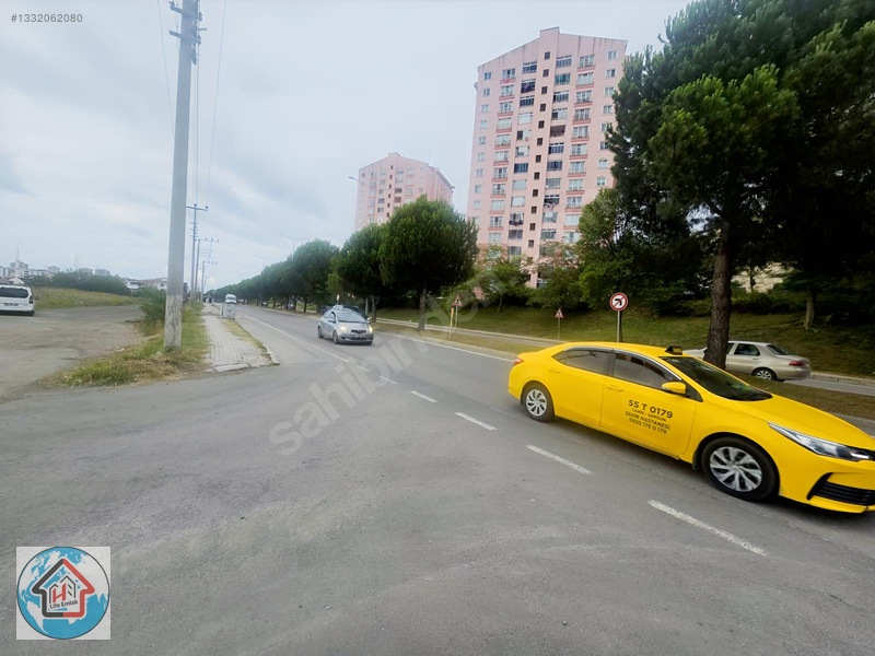 Hastanesi Yolu Üzeri Geniş Park Ve Kullanım Alanlı Dükkan — fotoğraf 21