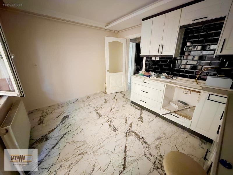 Velli'den Uncubozköy'de 2+1 Tadilatlı Daire — fotoğraf 5
