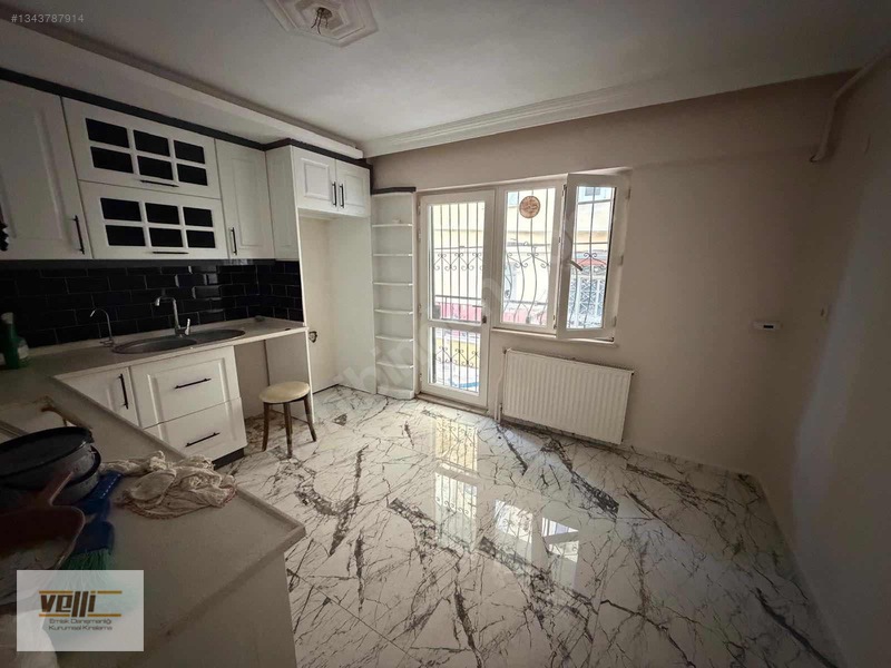 Velli'den Uncubozköy'de 2+1 Tadilatlı Daire — fotoğraf 6