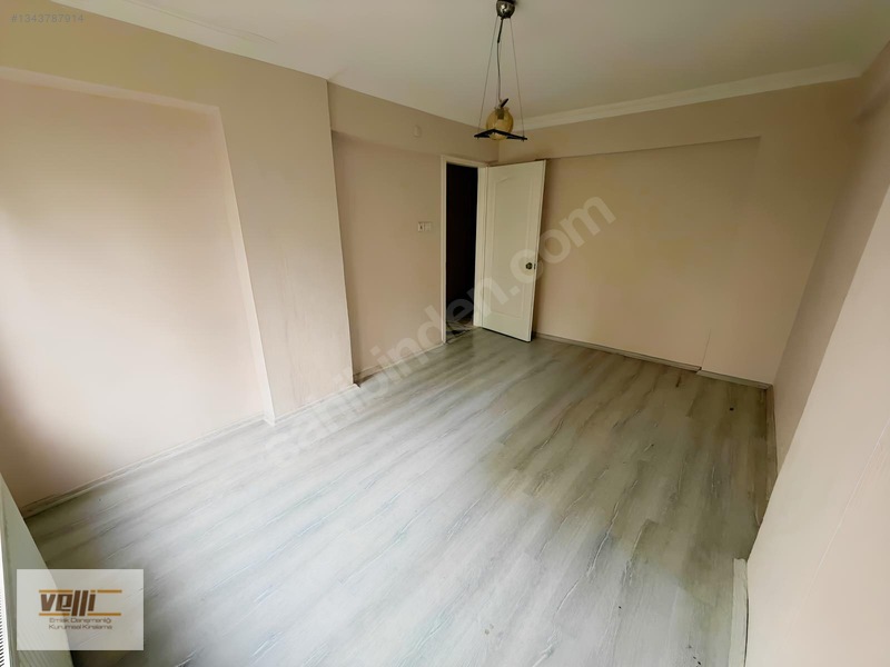 Velli'den Uncubozköy'de 2+1 Tadilatlı Daire — fotoğraf 9