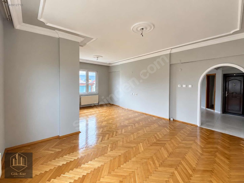 Körfez Mimar Sinan'da Kiralık 3+1 Daire: 135m², Asansörlü, Merke — fotoğraf 11