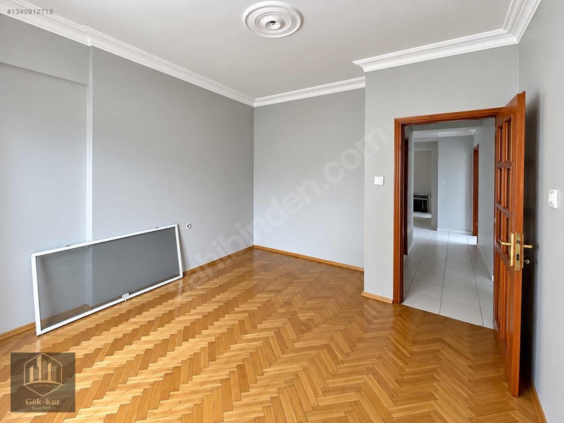 Körfez Mimar Sinan'da Kiralık 3+1 Daire: 135m², Asansörlü, Merke — fotoğraf 25