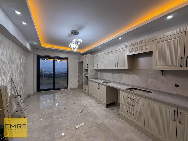 Emre Gm/den Şehir Manzaralı Kapalı Otoparklı Ara Kat Daire — fotoğraf 2