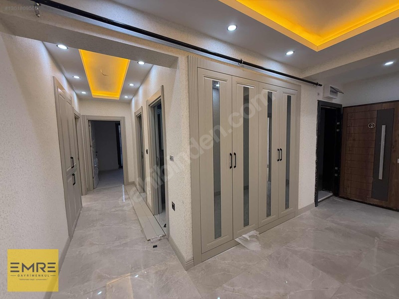 Emre Gm/den Şehir Manzaralı Kapalı Otoparklı Ara Kat Daire — fotoğraf 3
