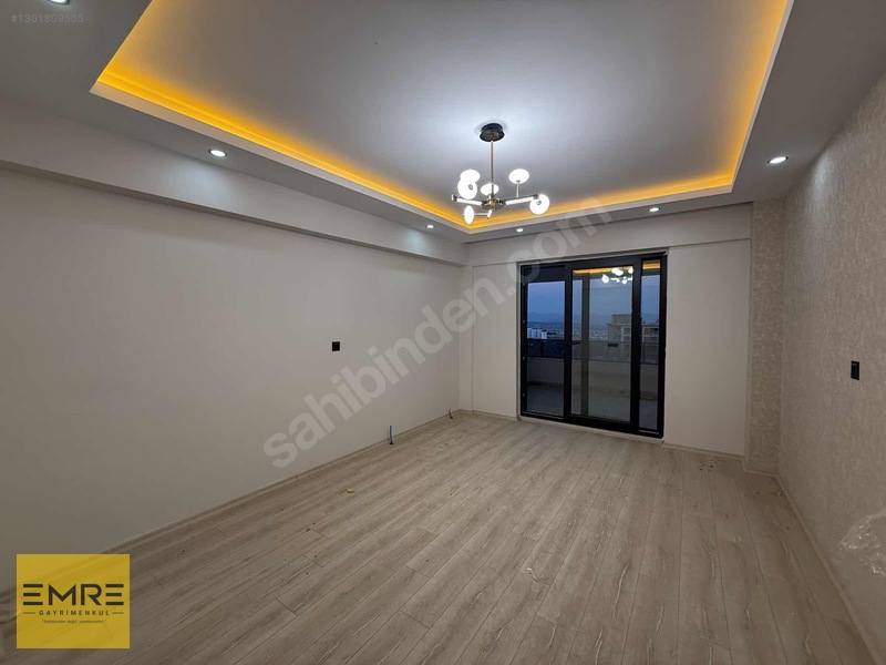 Emre Gm/den Şehir Manzaralı Kapalı Otoparklı Ara Kat Daire — fotoğraf 7