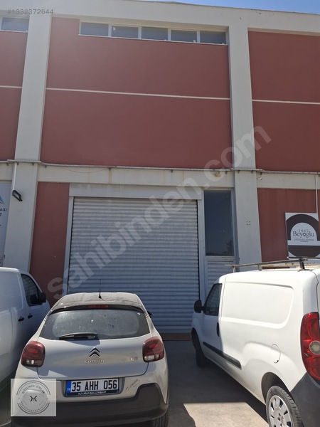 İzmir Bornova Evka-3'te 4. Sanayide Satılık 100 M² Dükkan — fotoğraf 9