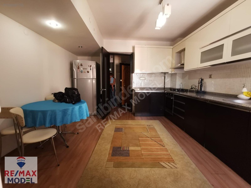 Remax Model Den Çaybaşı Camii Yakınında 3+1 Eşyalı Kiralık Daire — fotoğraf 2