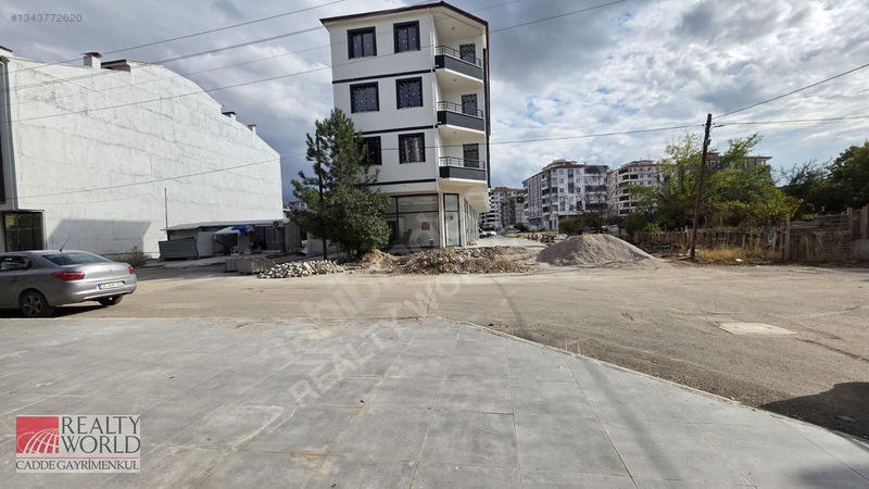 Rw Den Güngör Caddesi Arkası Kiralık Dükkan — fotoğraf 6