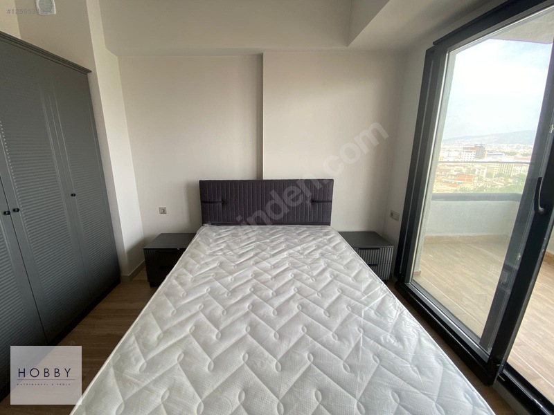Hobby'den Merkez Yaşam Konak Deniz Man. Kiralık 1+1 Eşyalı Daire — fotoğraf 6