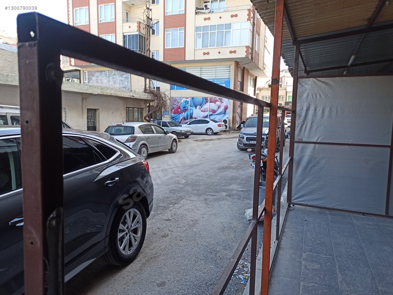 Yahyalı Eski Sanayide,15 M2 Açık Teraslı, 85 M2 Dükkan Satılık — fotoğraf 6