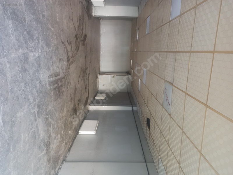 Yahyalı Eski Sanayide,15 M2 Açık Teraslı, 85 M2 Dükkan Satılık — fotoğraf 13