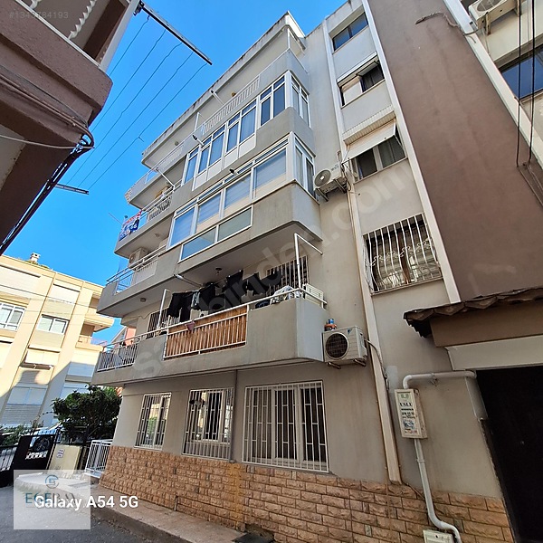 Egebay'dan Üçkuyular Mah. Göztepe Yakını 3+1 Satılık — fotoğraf 2