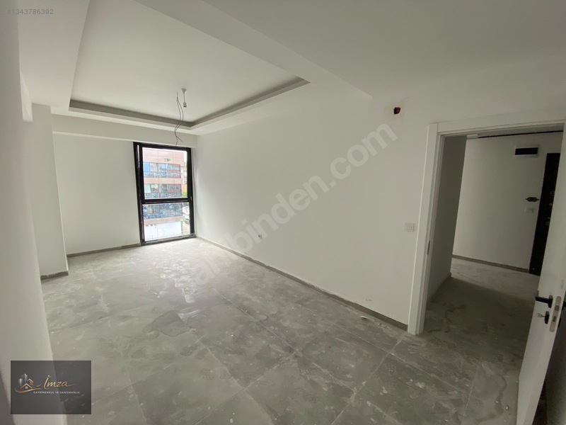 İzmit'in Kalbinde! Adliye Karşısı Satılık 1+1 Lüks Arakat Ofis!! — fotoğraf 12