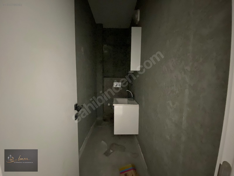 İzmit'in Kalbinde! Adliye Karşısı Satılık 1+1 Lüks Arakat Ofis!! — fotoğraf 20