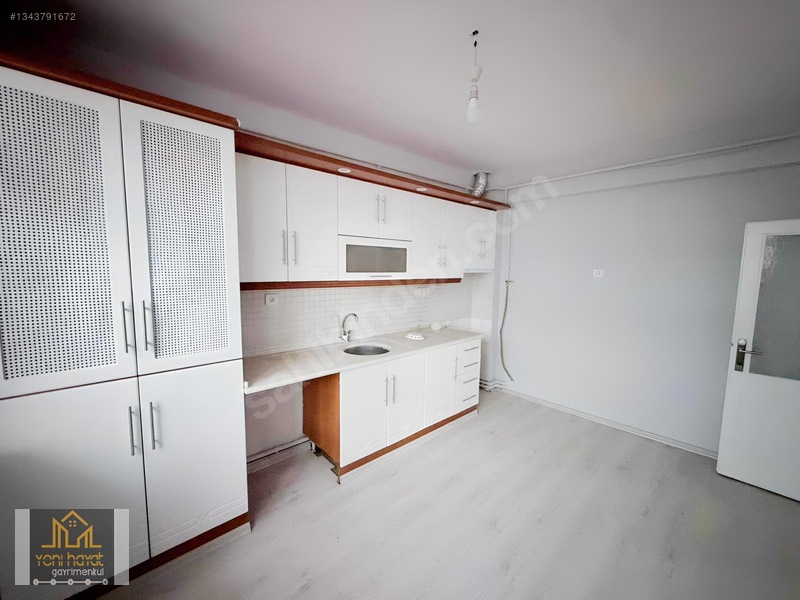 Yenidoğanda İçi Yapılı Masrrafsız Kiralık 2+1 Yüksek Giriş Daire — fotoğraf 8