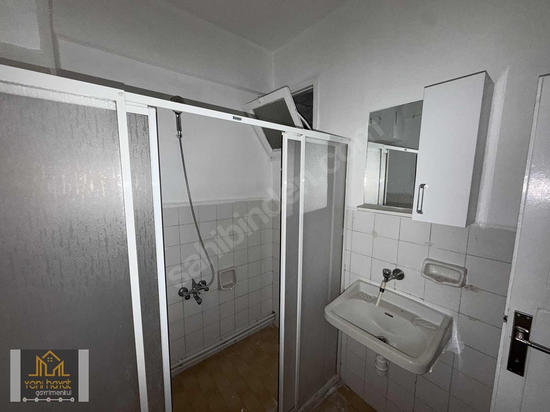 Yenidoğanda İçi Yapılı Masrrafsız Kiralık 2+1 Yüksek Giriş Daire — fotoğraf 9