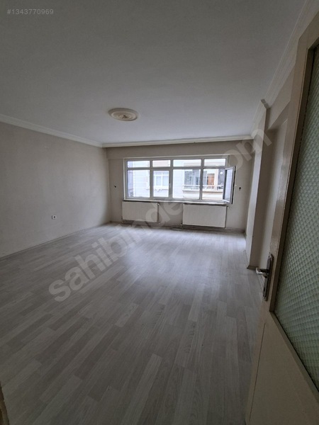 Re/max Hakan Akyel'den İlkadımda Kiralık 2+1 Daire — fotoğraf 3