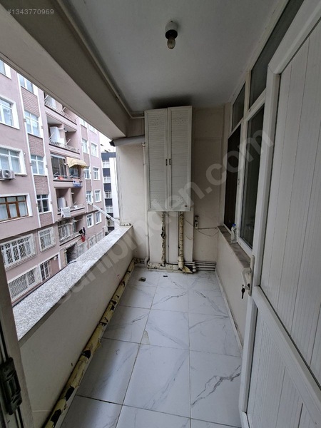 Re/max Hakan Akyel'den İlkadımda Kiralık 2+1 Daire — fotoğraf 4