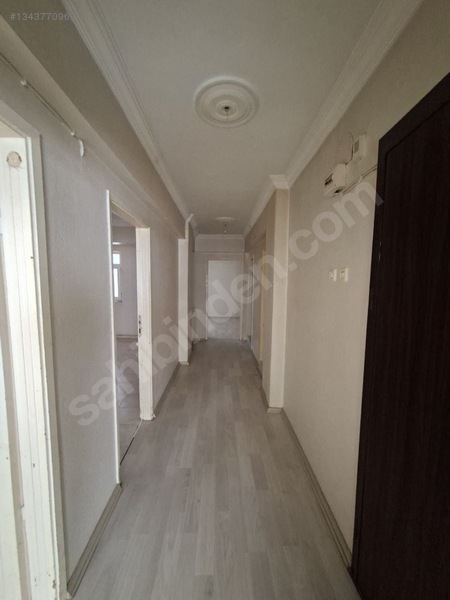 Re/max Hakan Akyel'den İlkadımda Kiralık 2+1 Daire — fotoğraf 8