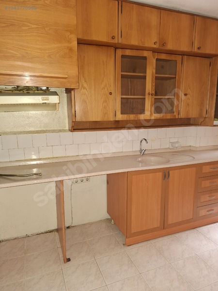 Re/max Hakan Akyel'den İlkadımda Kiralık 2+1 Daire — fotoğraf 11