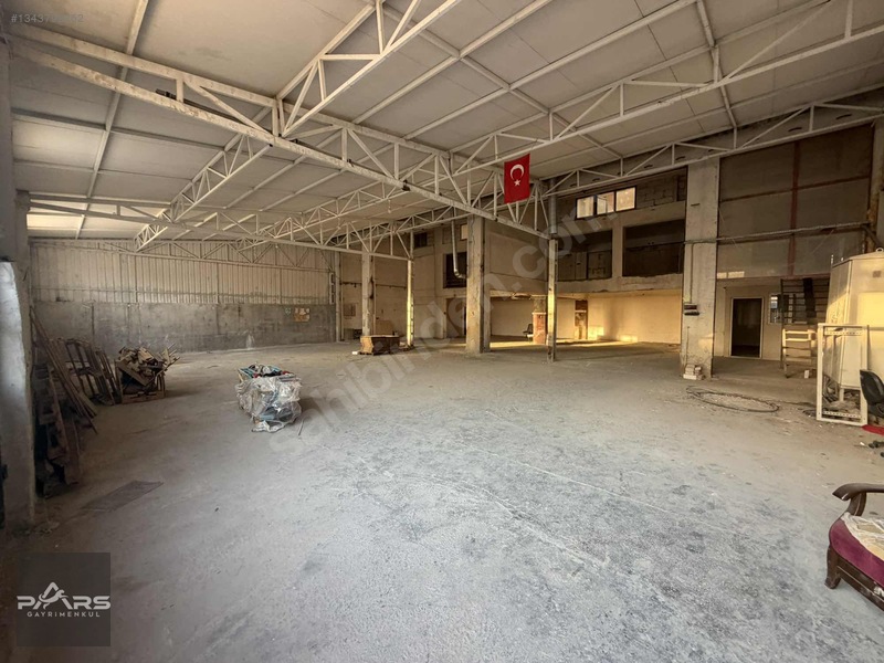 Pars Gayrimenkul'den Sanayi'de Cadde Üzeri Kiralık 600m² Dükkan — fotoğraf 2