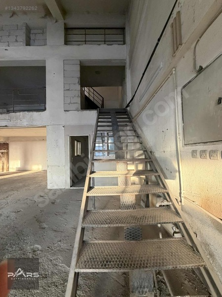 Pars Gayrimenkul'den Sanayi'de Cadde Üzeri Kiralık 600m² Dükkan — fotoğraf 14
