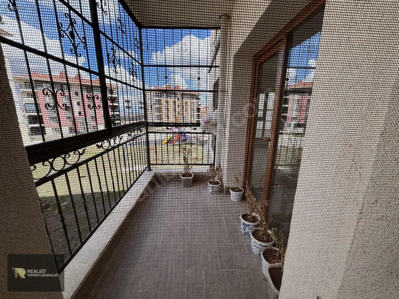 Realist/yemişlik 4.etapta Satılık Cam Balkonlu 3+1 Toki Dairesi — fotoğraf 7