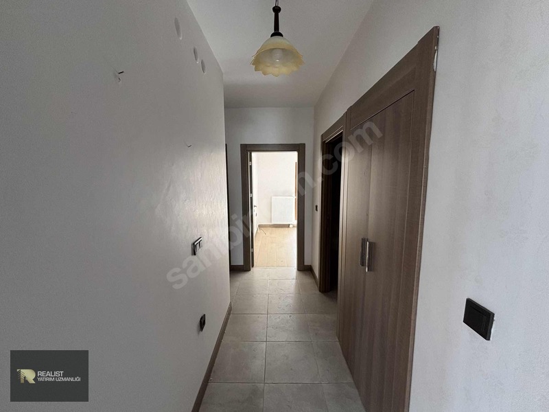 Realist/yemişlik 4.etapta Satılık Cam Balkonlu 3+1 Toki Dairesi — fotoğraf 9