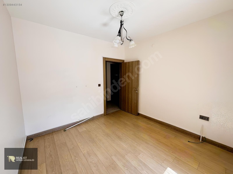 Realist/yemişlik 4.etapta Satılık Cam Balkonlu 3+1 Toki Dairesi — fotoğraf 12