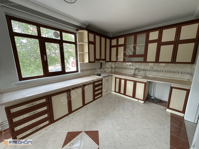 Emlakcım Gayrimenkulden Öztaş Site. Bahçe Katı Bakımlı 3+1 Daire — fotoğraf 14